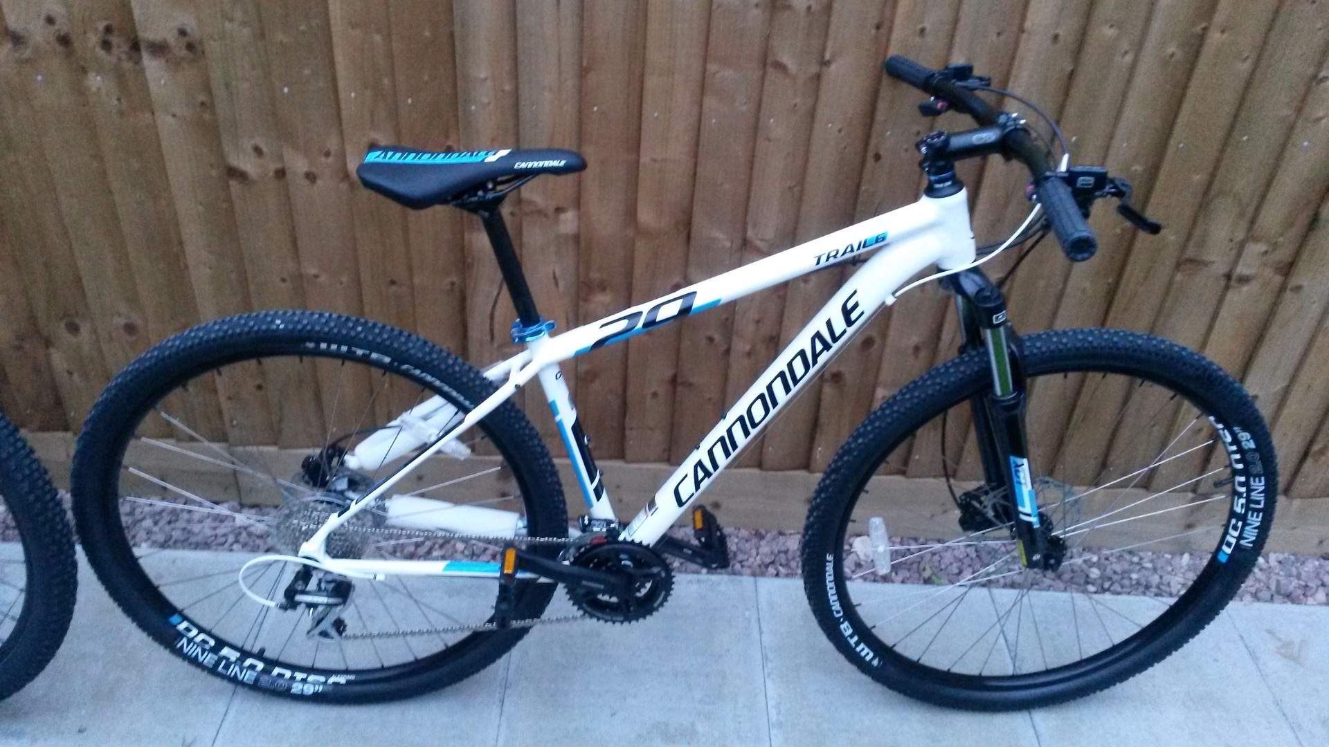 Stolen Cannondale Trail 6