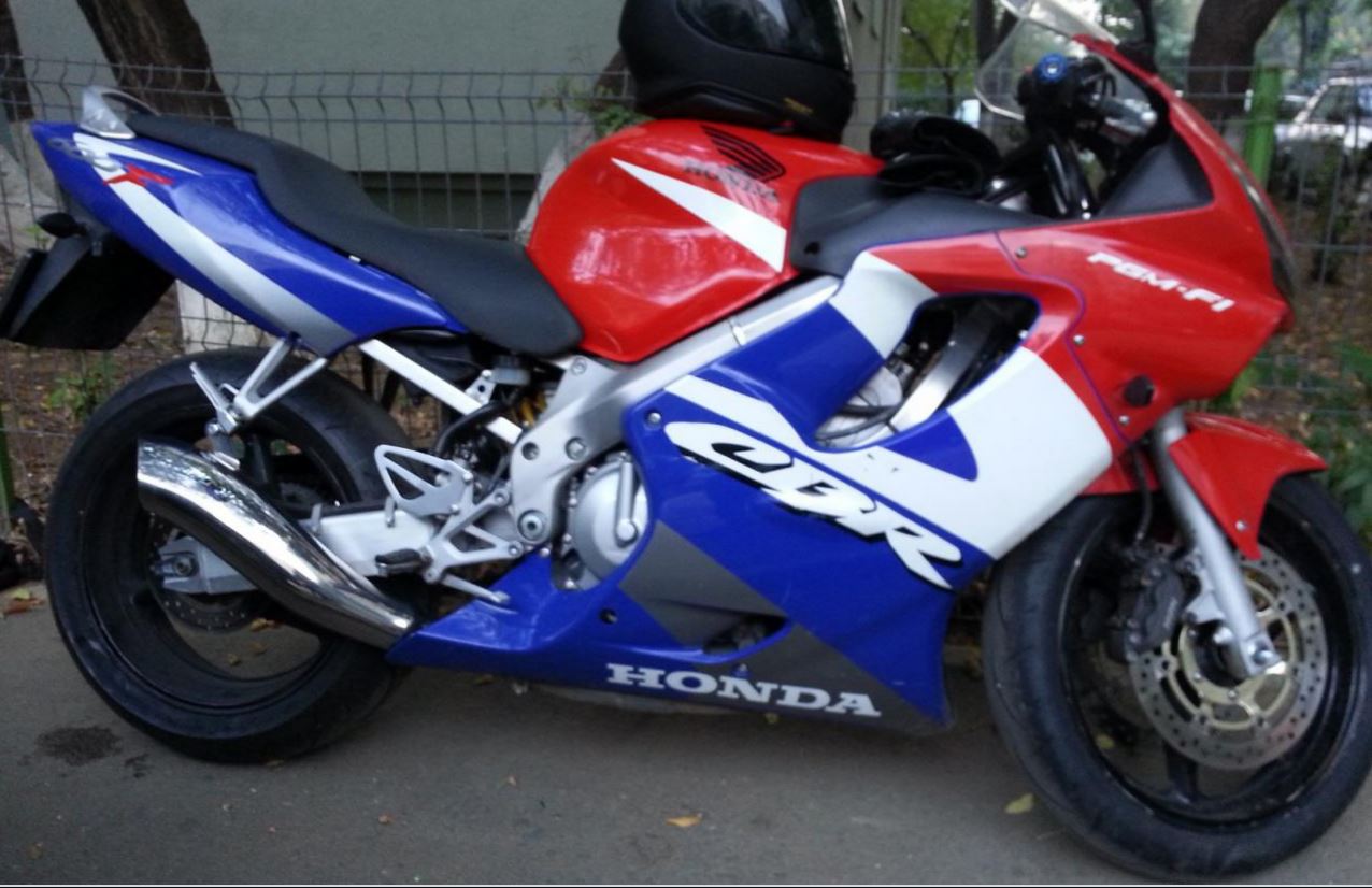 Stolen Honda CBR 600 F4i