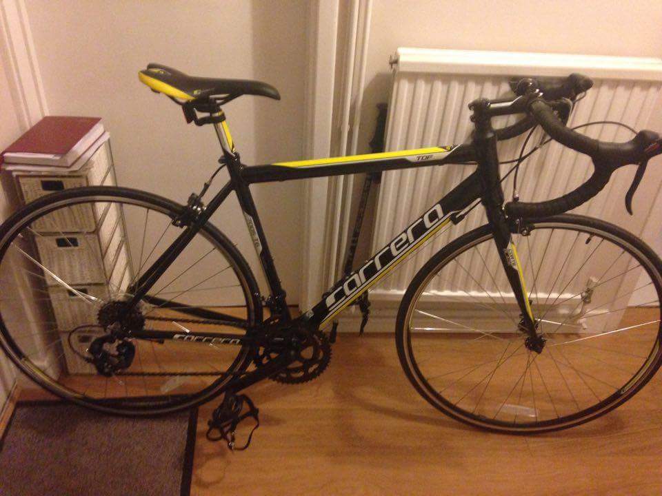 carrera yellow and black road bike