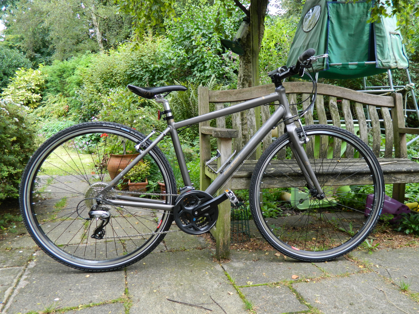 raleigh strada 3