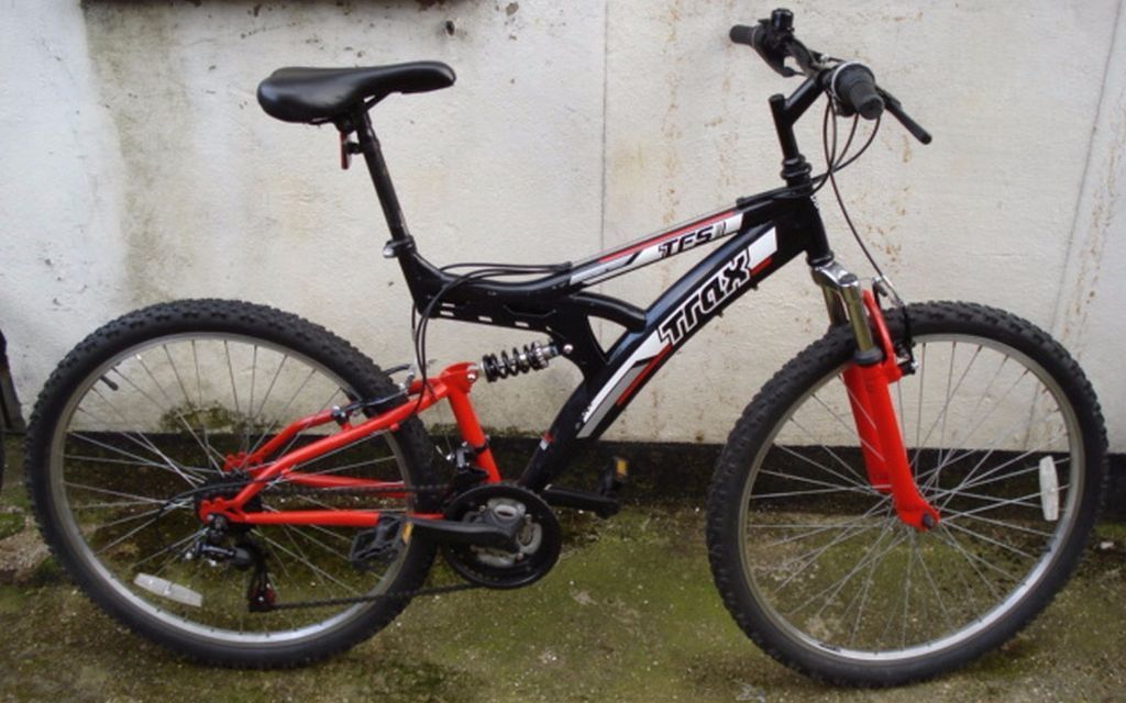 halfords trax bike