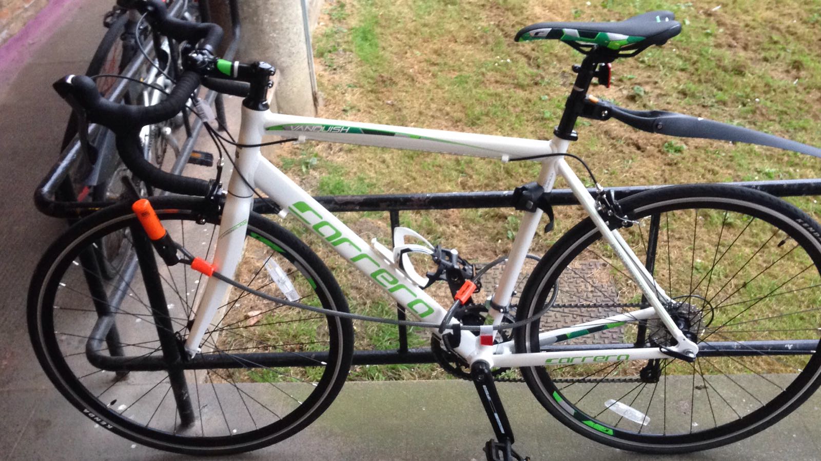 Stolen Carrera bicycles vanquish