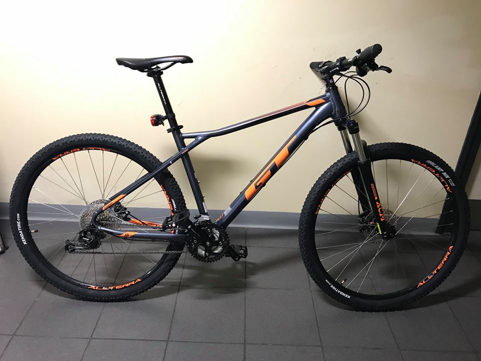 gt bicycles avalanche comp