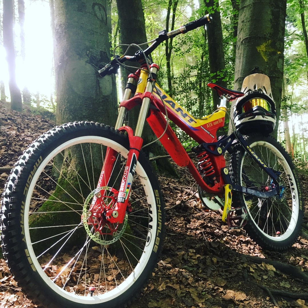 giant atx one dh