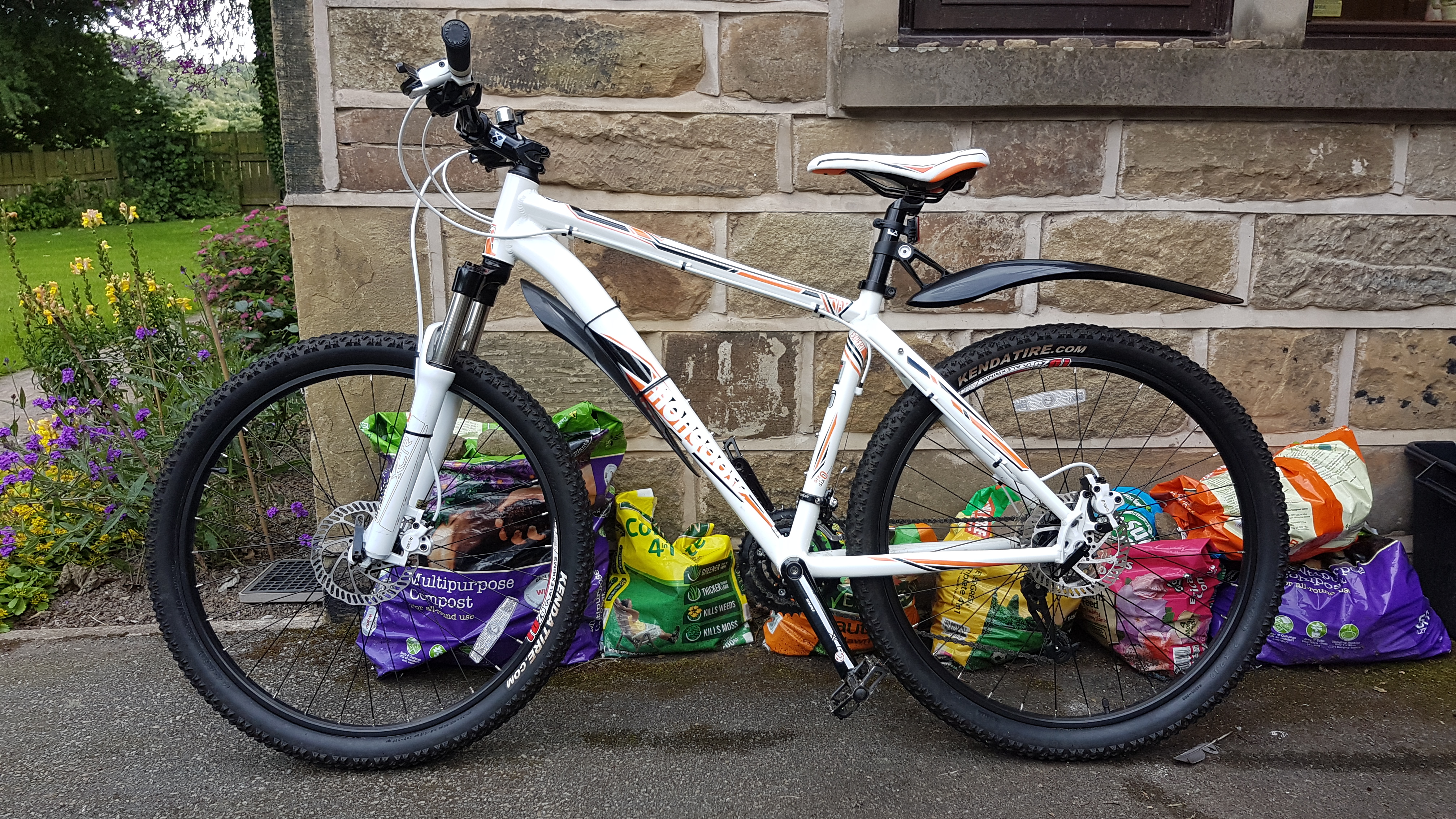 Stolen Mongoose Tyax Expert Mountain Bike