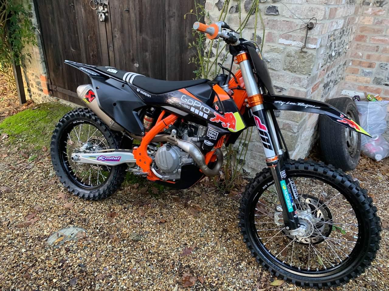 Stolen Honda cr500 Ktm sxf450