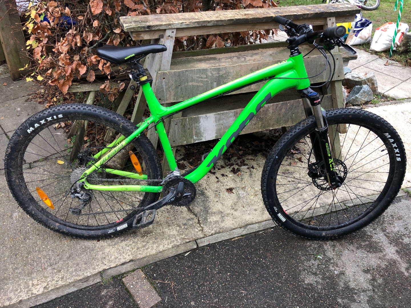 Kona fire 2025 mountain green