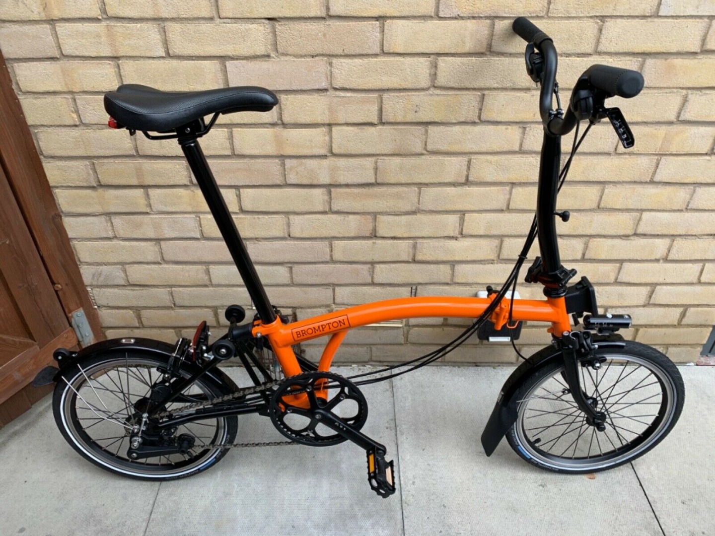 fake brompton bike