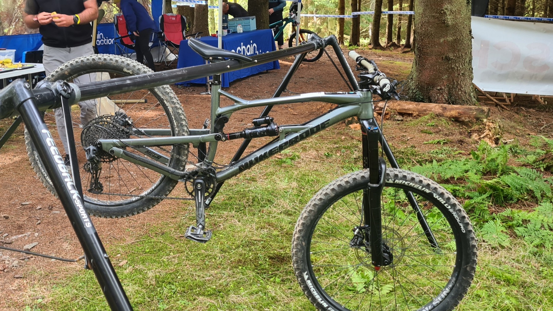 Nukeproof mega sale 275 comp 2020