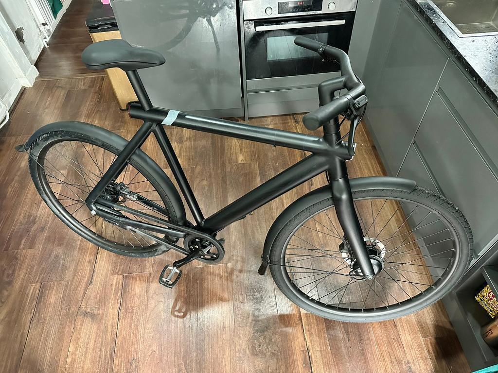 Vanmoof stolen shop bike