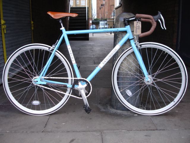 Viking fixie online bike